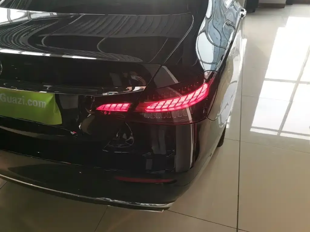 Mercedes-Benz E-Class 2023 из CN, фото 8