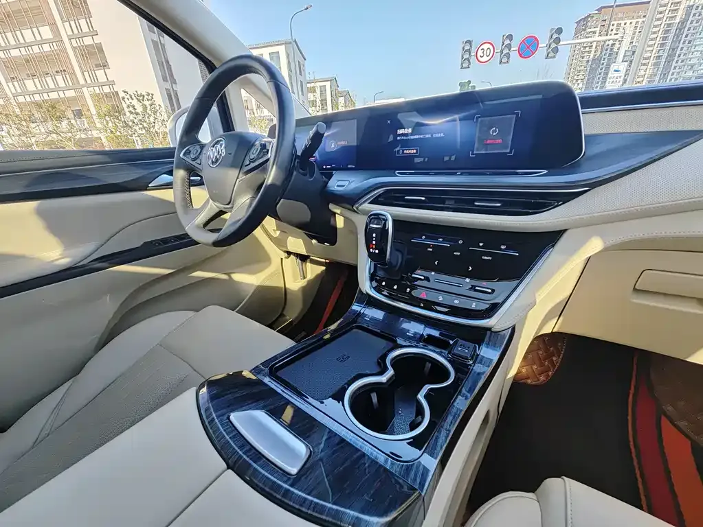 Buick GL8 2023 из CN, фото 7