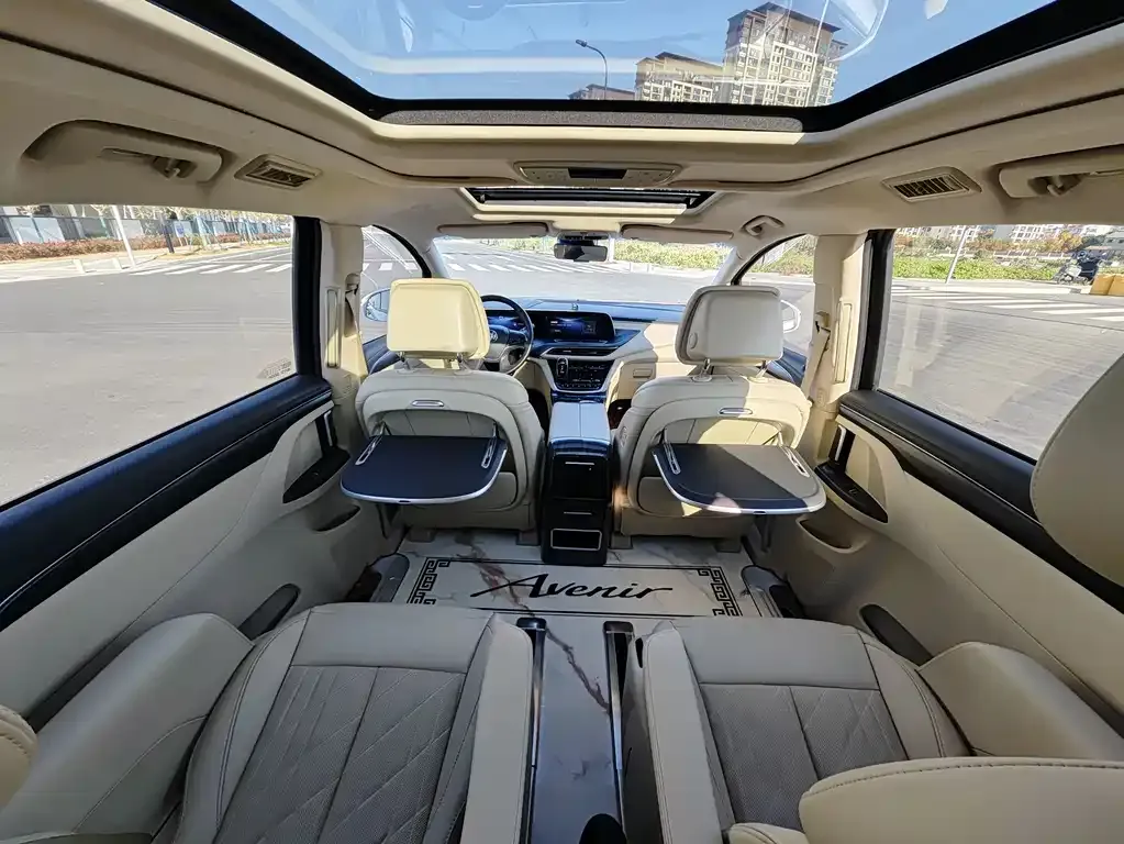 Buick GL8 2023 из CN, фото 8