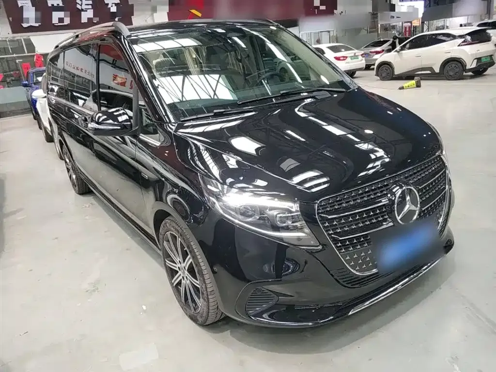 Mercedes-Benz V-Class 2025 из CN, фото 4