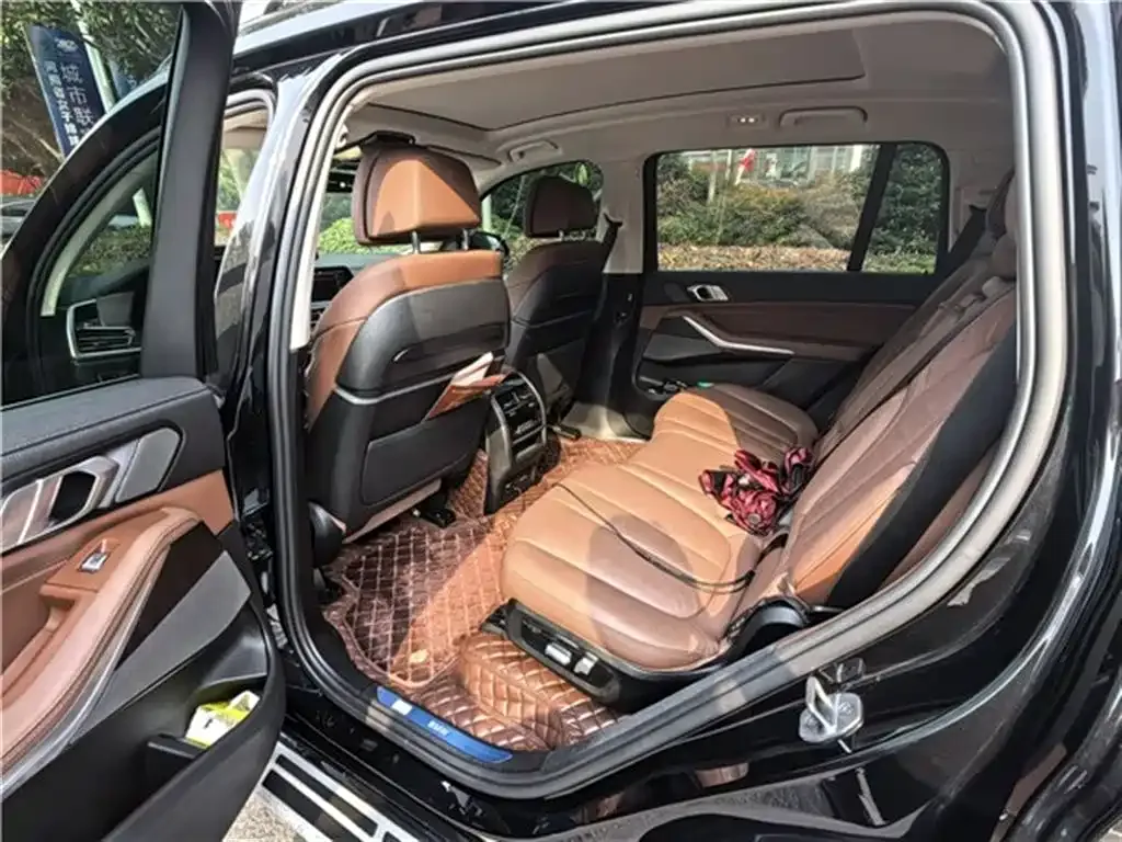 BMW X7 2021 из CN, фото 3