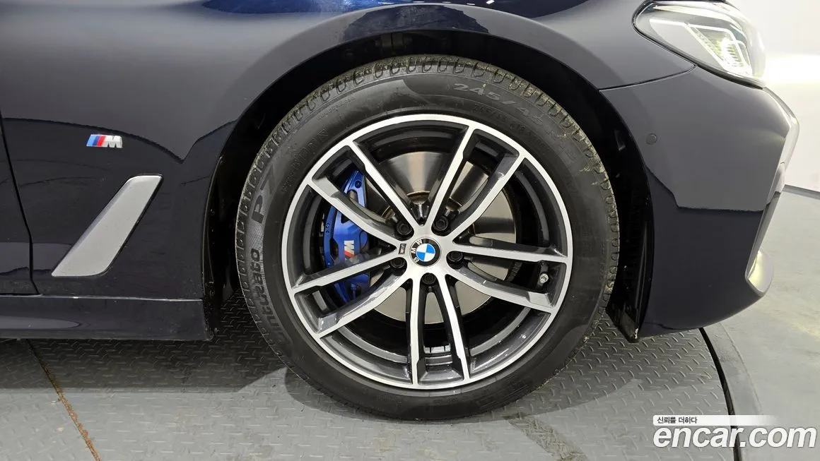 BMW 5-Series 2023 из KR, фото 5