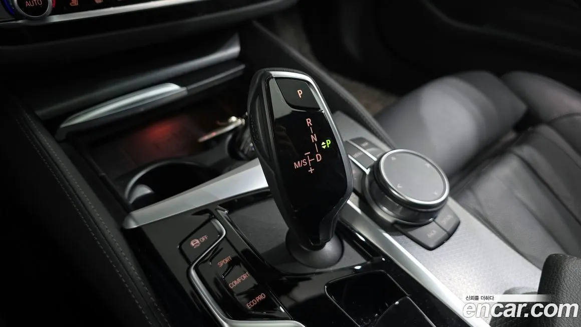 BMW 5-Series 2023 из KR, фото 9