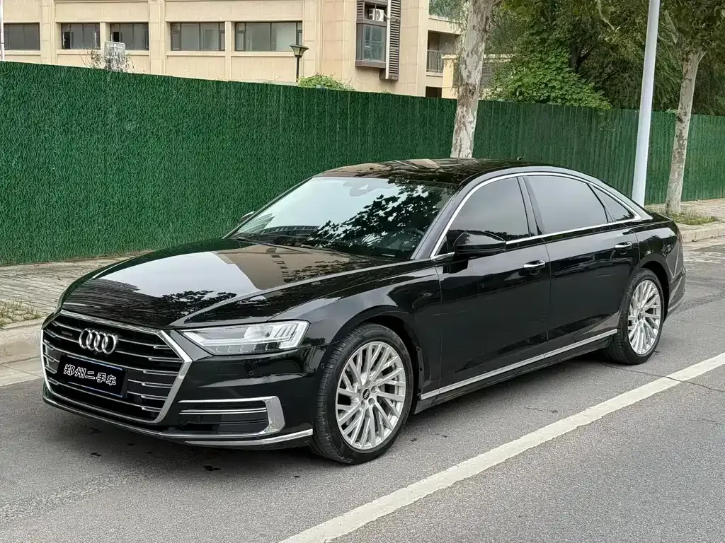 Audi A8 2021 из CN, фото 1