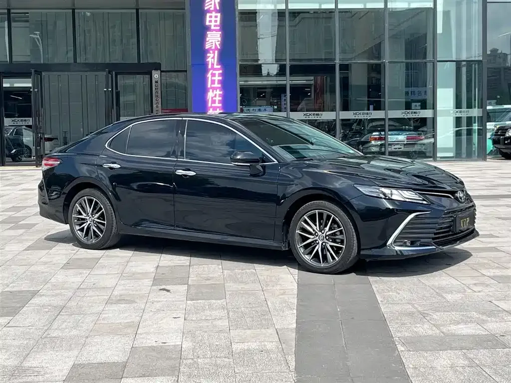 Toyota Camry 2021 из CN, фото 3