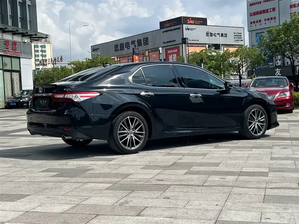 Toyota Camry 2021 из CN, фото 5