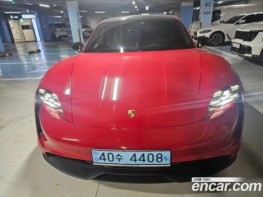 Porsche Taycan 2022 из KR, фото 2