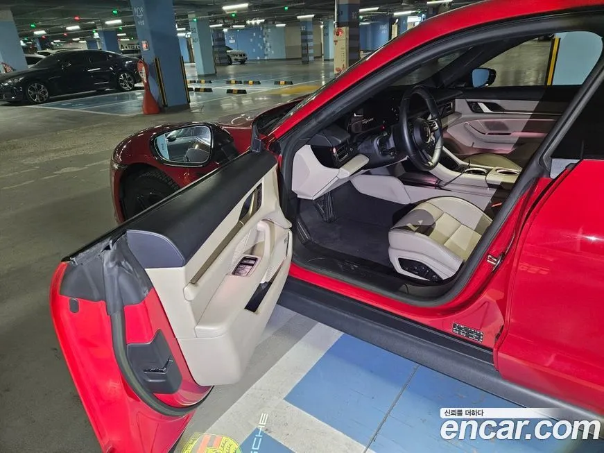 Porsche Taycan 2022 из KR, фото 4