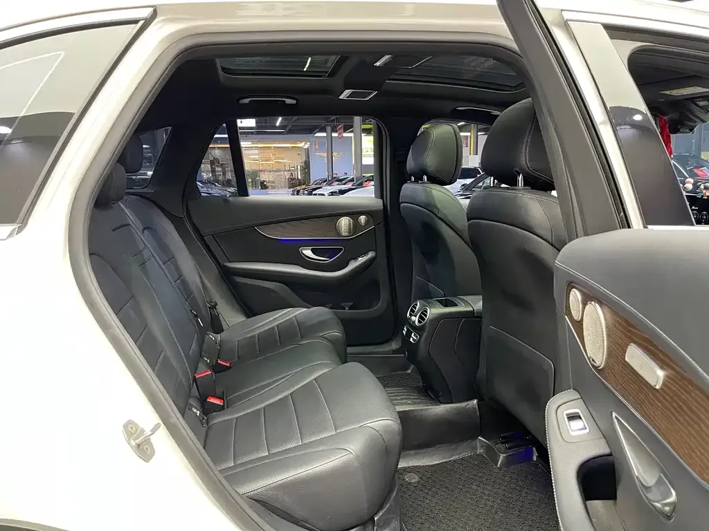 Mercedes-Benz GLC 2022 из CN, фото 8
