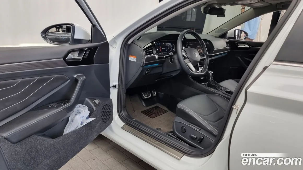 Volkswagen Jetta 2024 из KR, фото 10