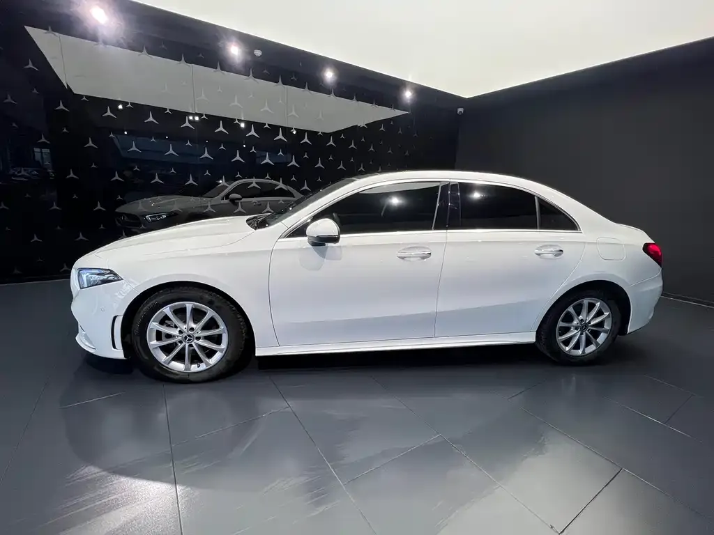 Mercedes-Benz A-Class 2021 из CN, фото 3
