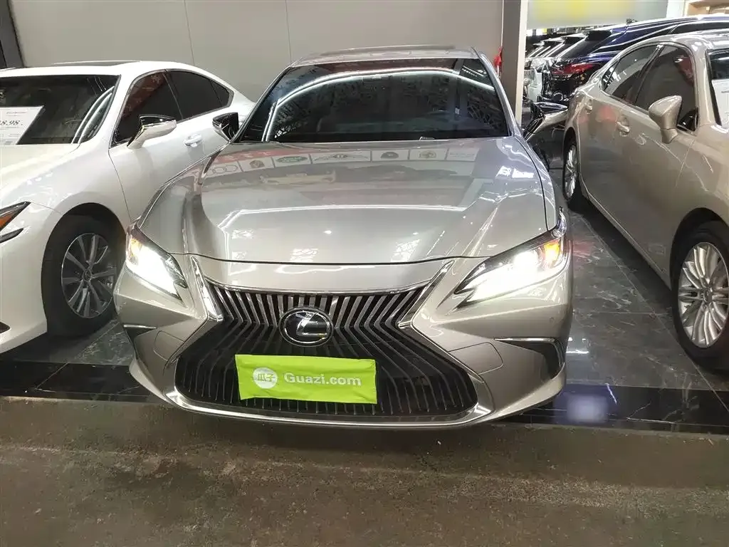 Lexus ES 2021 из CN, фото 3