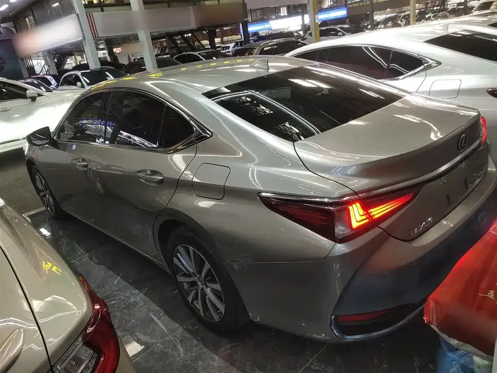 Lexus ES 2021 из CN, фото 5