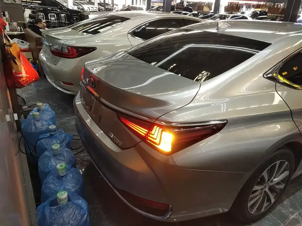 Lexus ES 2021 из CN, фото 6