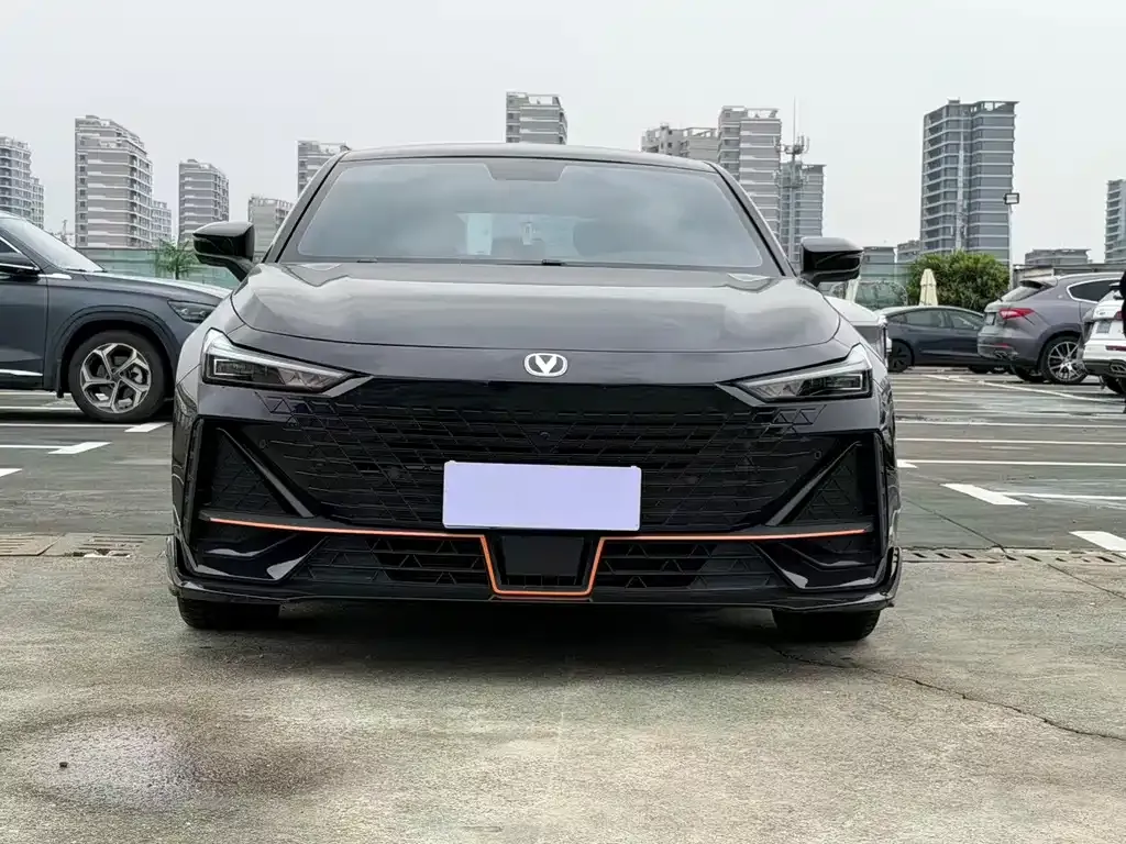 Changan UNI-V 2023 из CN, фото 2