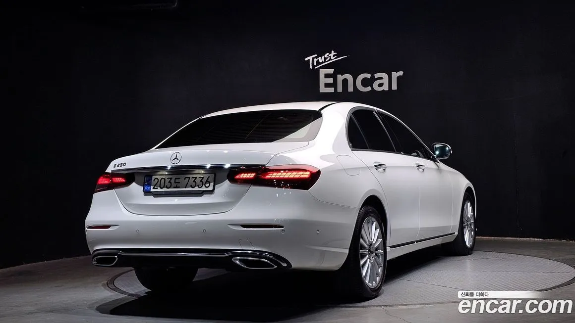Mercedes-Benz E-Class 2022 из KR, фото 2
