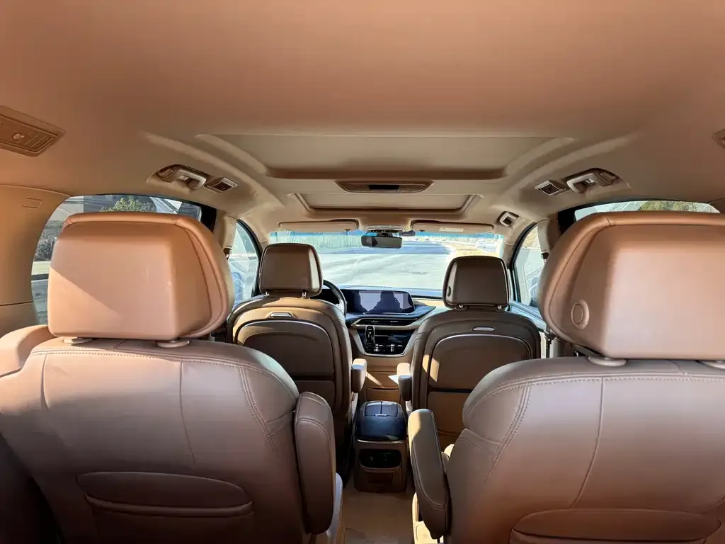 Buick GL8 2021 из CN, фото 7