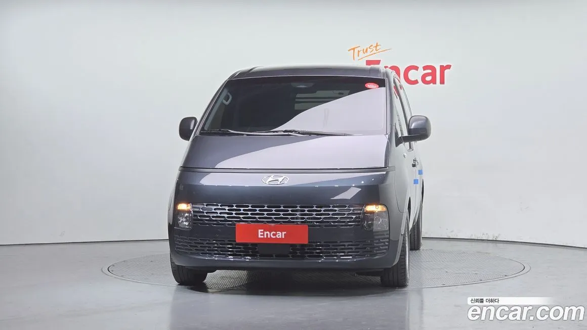Hyundai Staria 2023 из KR, фото 3