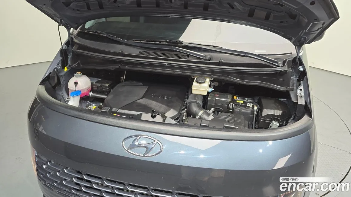 Hyundai Staria 2023 из KR, фото 6