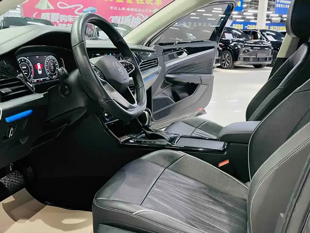 Volkswagen Passat — фото 7