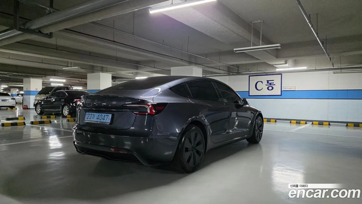 Tesla Model 3 2025 из KR, фото 5