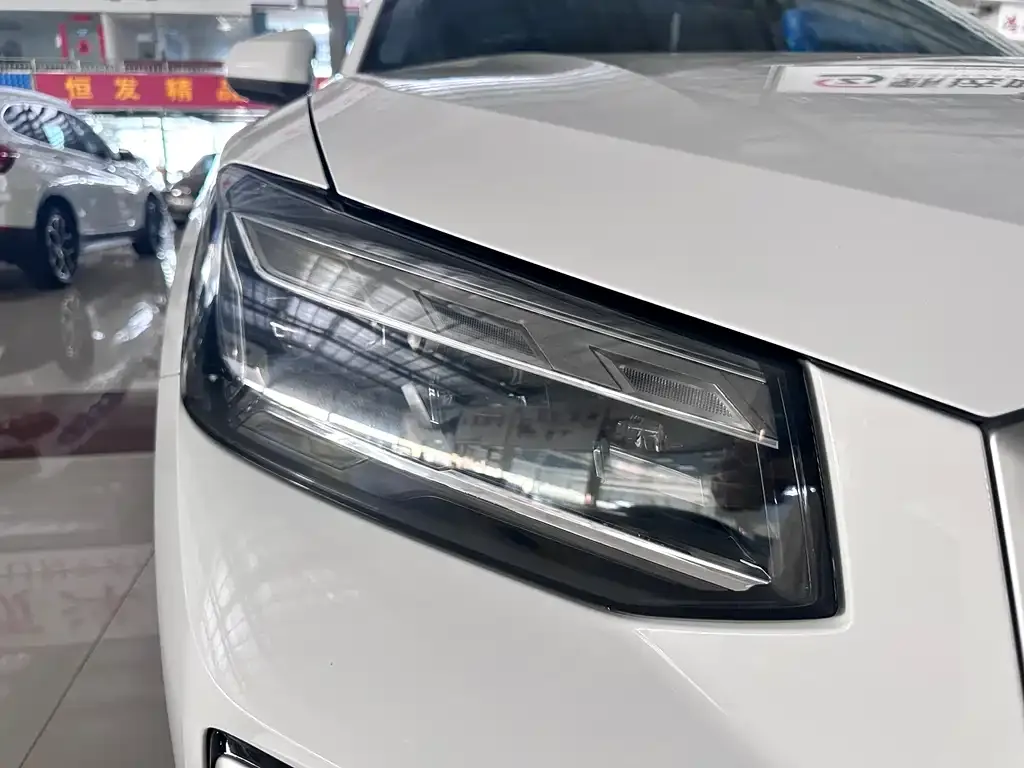 Audi Q2L 2024 из CN, фото 8