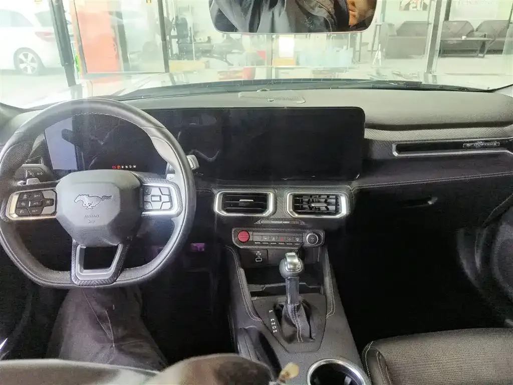 Ford Mustang 2024 из CN, фото 10
