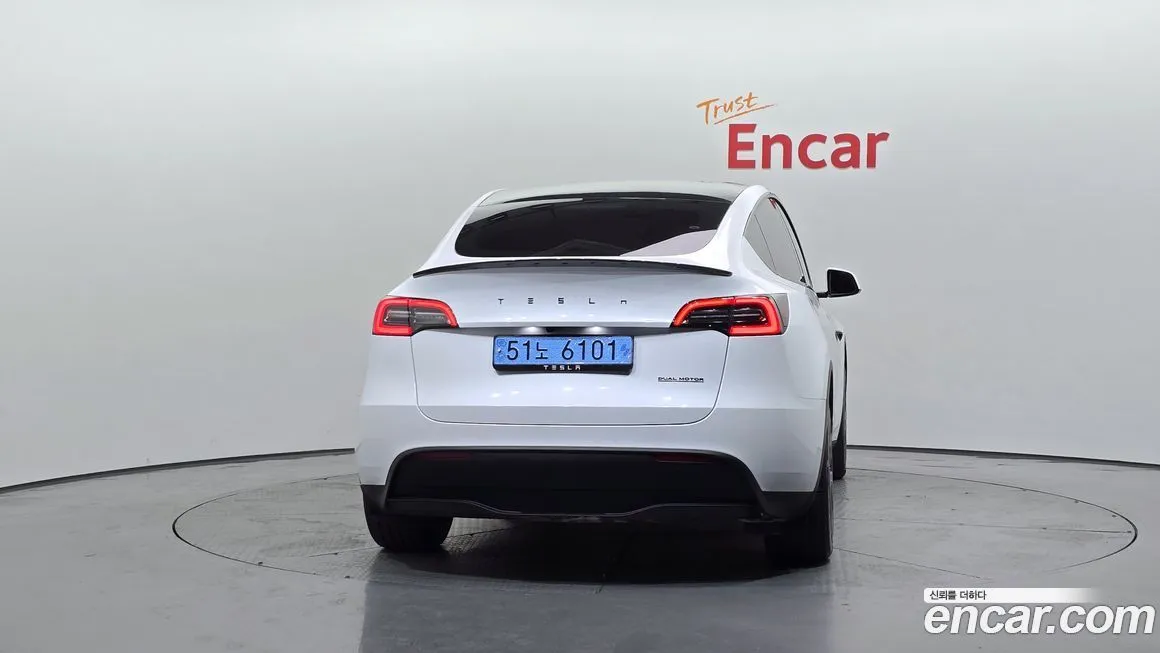 Tesla Model Y 2025 из KR, фото 4