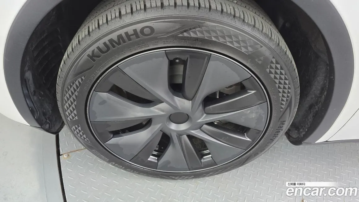 Tesla Model Y 2025 из KR, фото 7