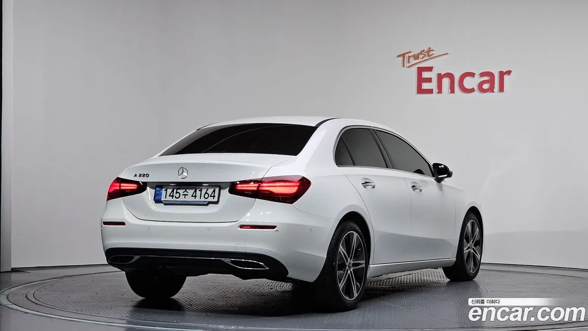 Mercedes-Benz A-Class 2024 из KR, фото 2