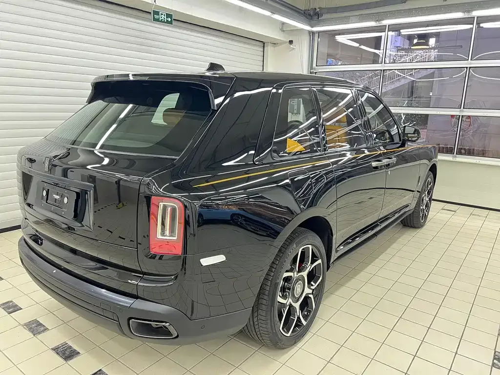 Rolls-Royce Cullinan 2025 из CN, фото 3