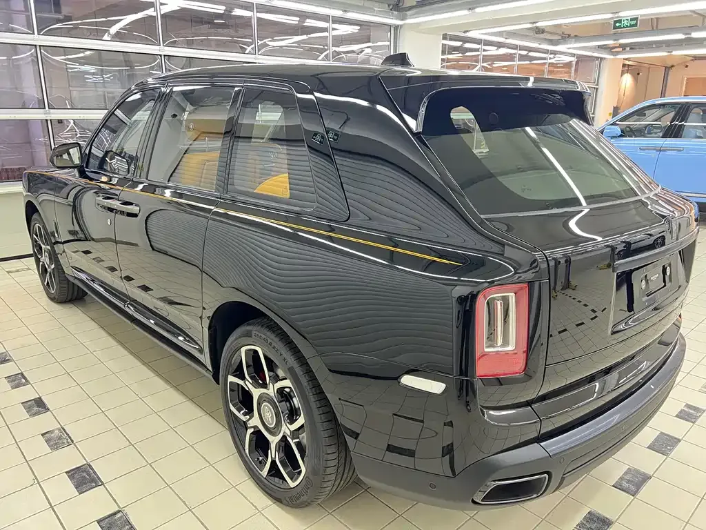 Rolls-Royce Cullinan 2025 из CN, фото 5