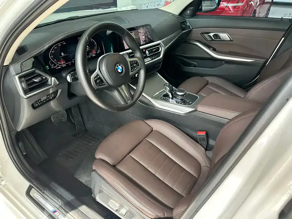 BMW 3 Series 2021 из CN, фото 5