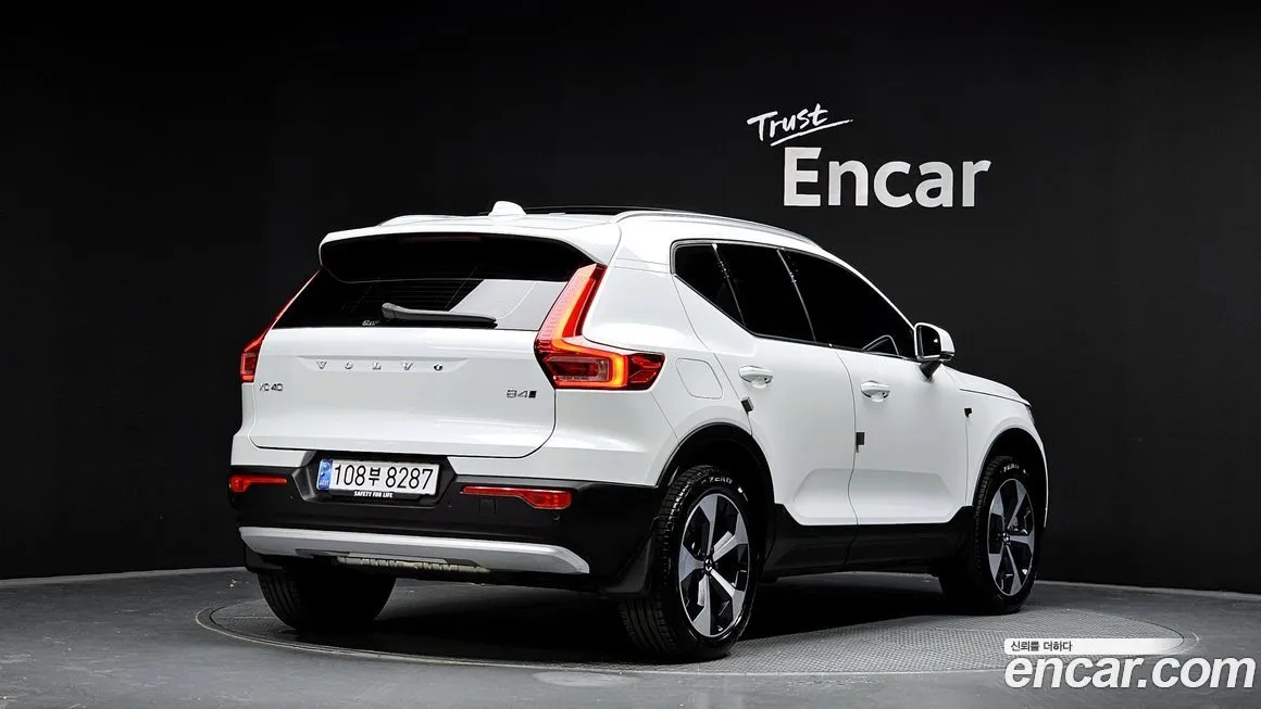 Volvo XC40 2025 из KR, фото 2