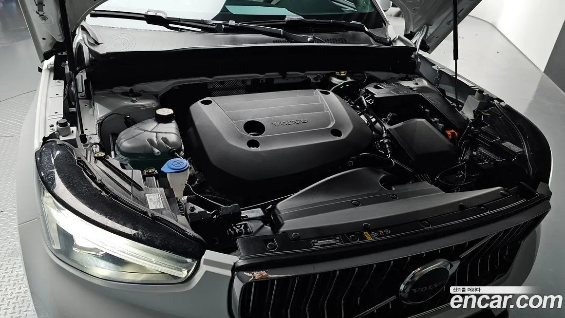 Volvo XC40 2025 из KR, фото 6