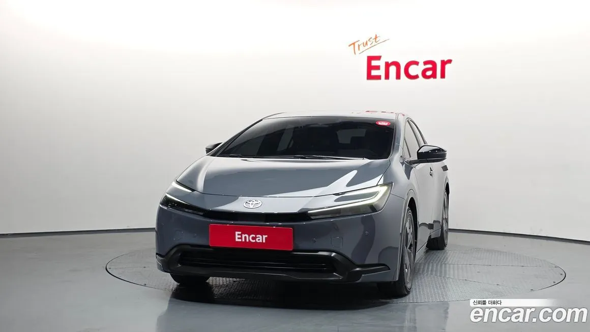 Toyota Prius 2024 из KR, фото 3