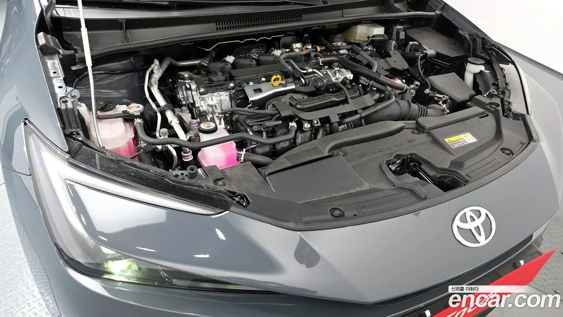 Toyota Prius 2024 из KR, фото 6