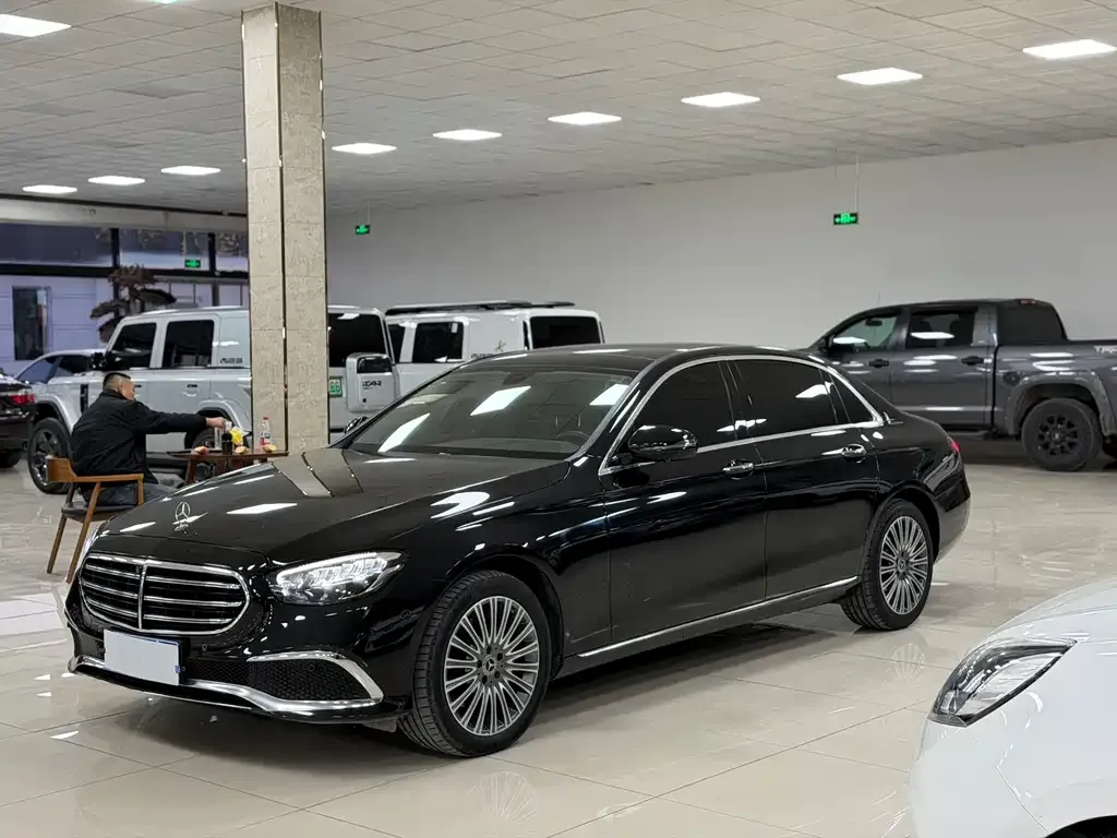 Mercedes-Benz E-Class 2023 из CN, фото 1