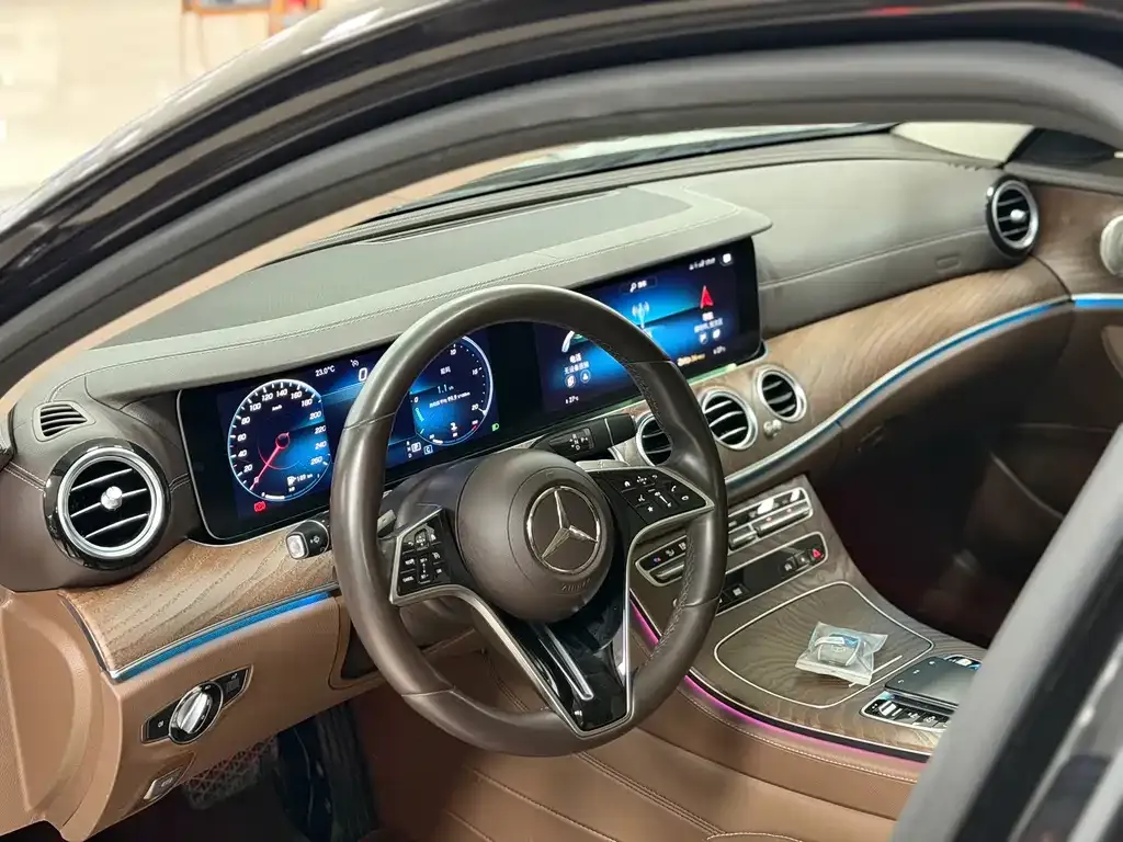 Mercedes-Benz E-Class 2023 из CN, фото 4