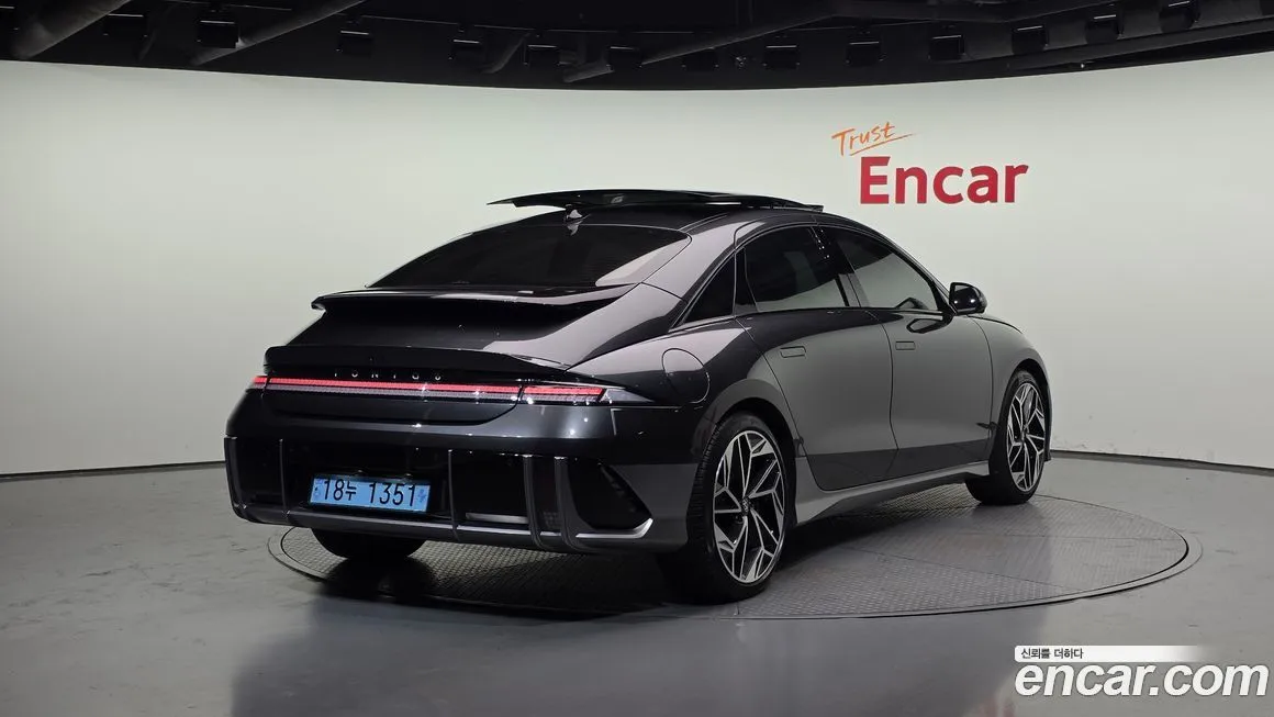 Hyundai Ioniq6 2023 из KR, фото 2
