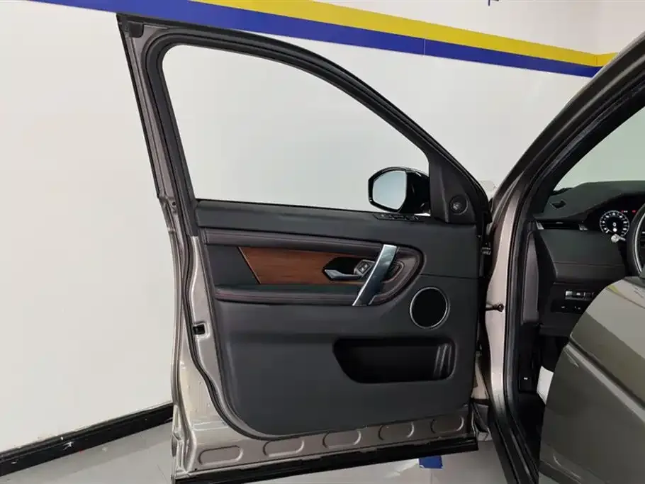 Land Rover Discovery Sport 2021 из CN, фото 7