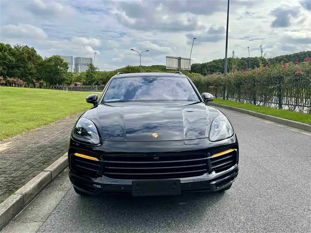 Porsche Cayenne 2023 из CN, фото 2