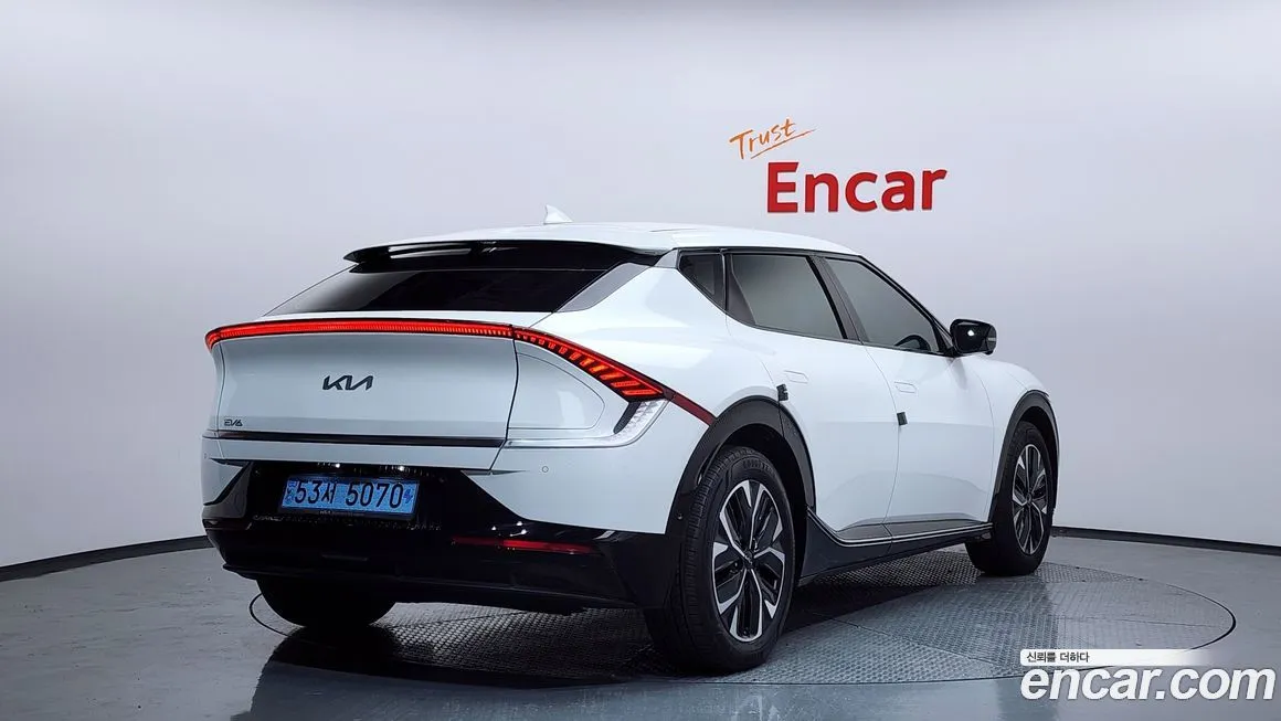 Kia EV6 — фото 2
