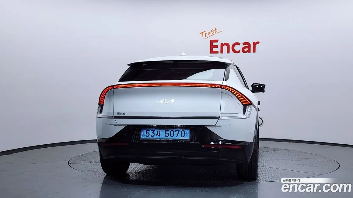 Kia EV6 — фото 4