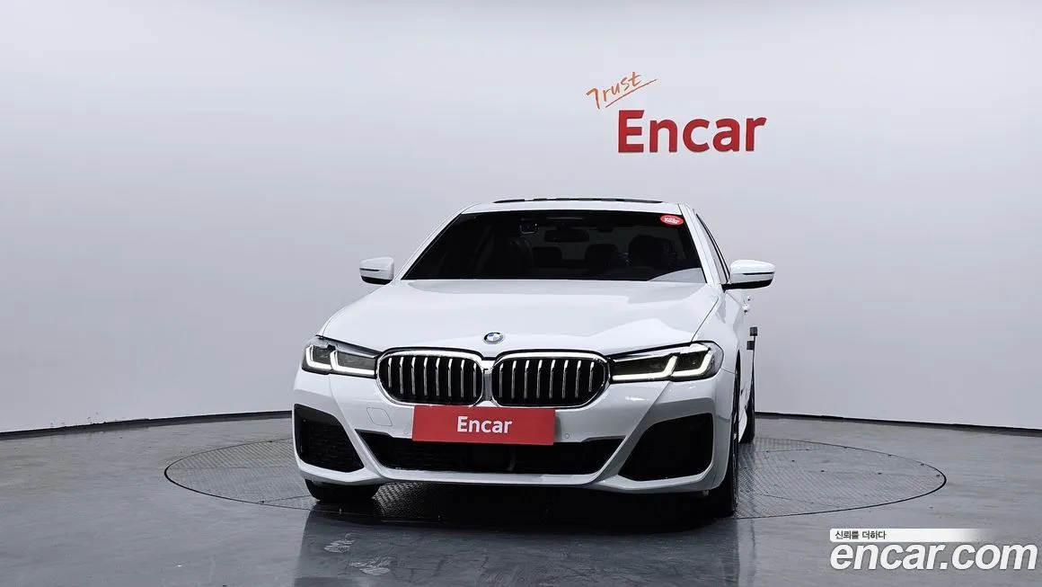 BMW 5-Series 2021 из KR, фото 3