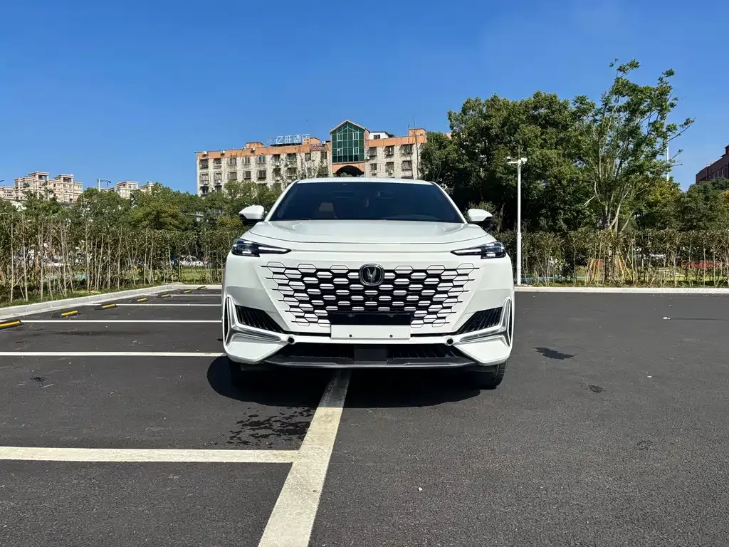Changan UNI-K 2022 из CN, фото 2