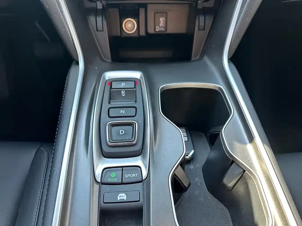 Honda Accord 2022 из CN, фото 7