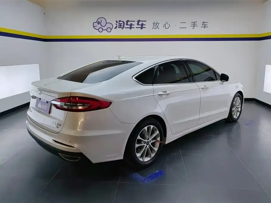 Ford Mondeo 2021 из CN, фото 3