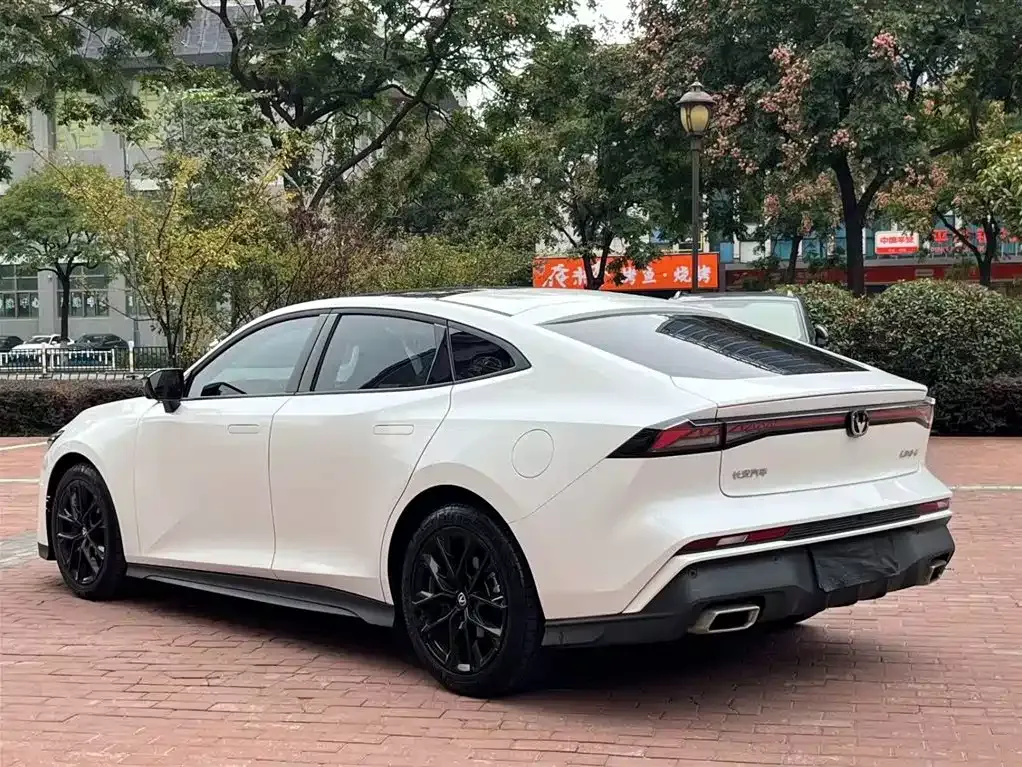 Changan UNI-V 2024 из CN, фото 5