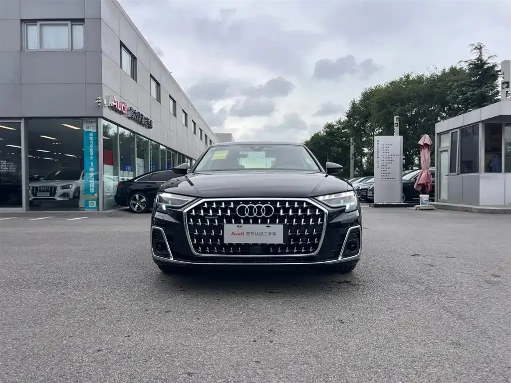 Audi A8 2025 из CN, фото 3